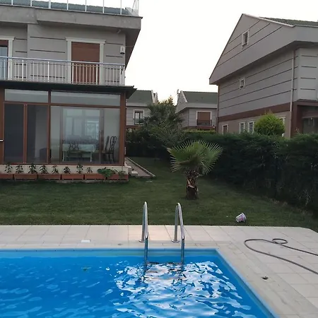 Villa M&m Sea Side